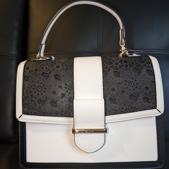 Aldo Black & White Crossbody - Picture 2 of 8